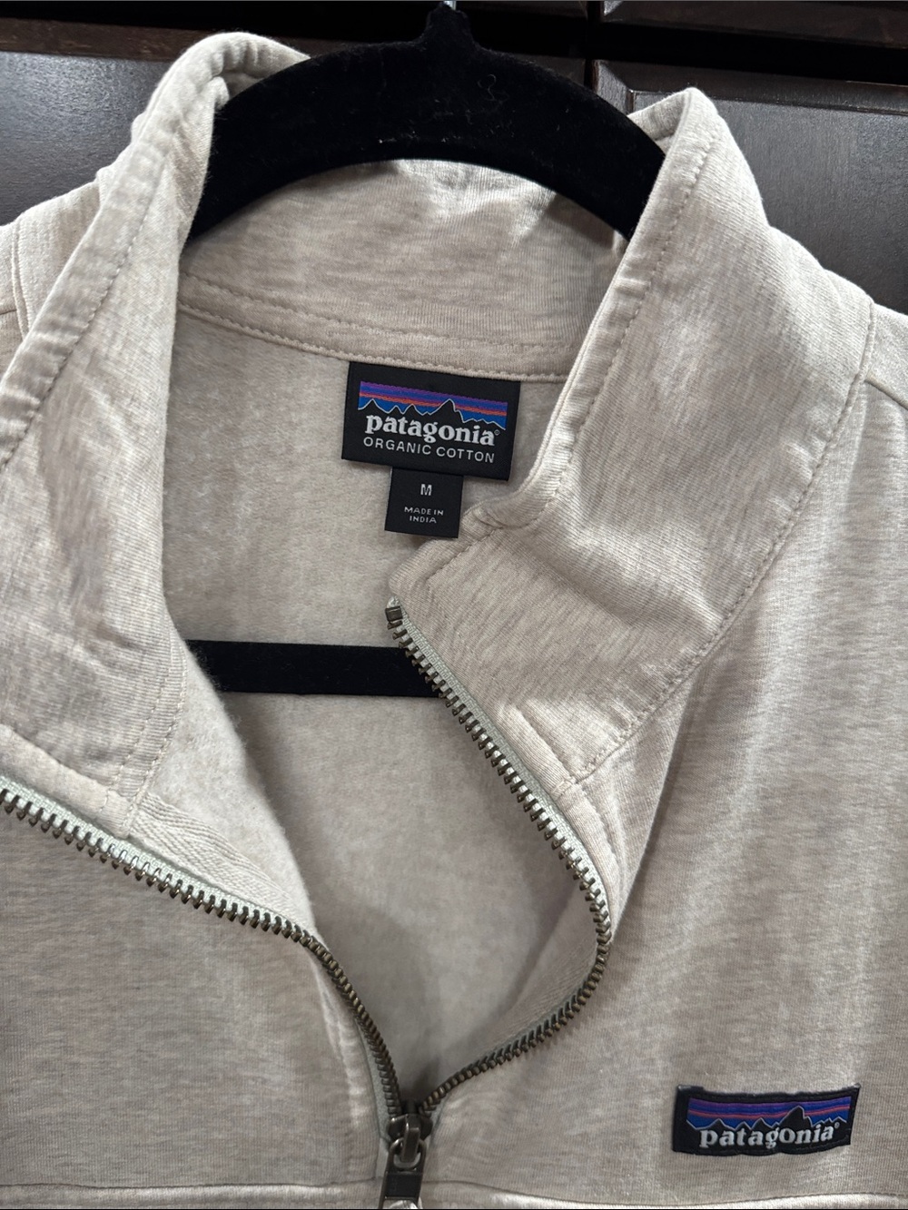 Patagonia  Women’s Half-Zip Sweatshirt Pullover-heathered oatmeal color - Picture 6 of 6